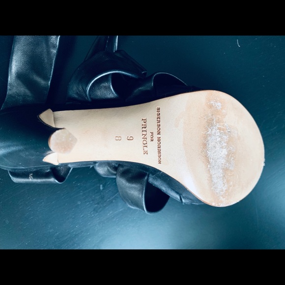 Sigerson Morrison Black Strappy Sandal - Picture 4 of 5